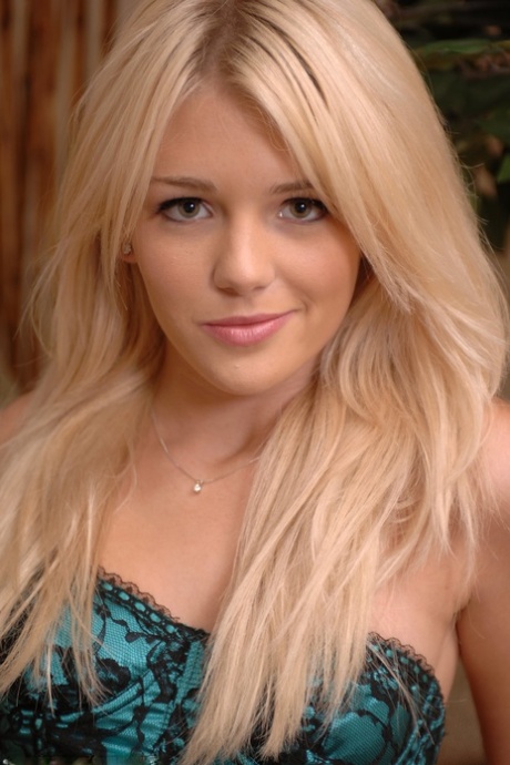 Teen Naked Pics Galleries
