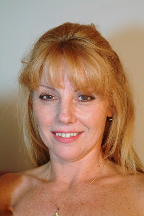 Mature Naked Pics Galleries